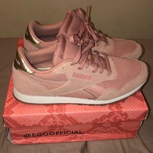 Reebok Royal Foamlite sneakers Women’s 6.5